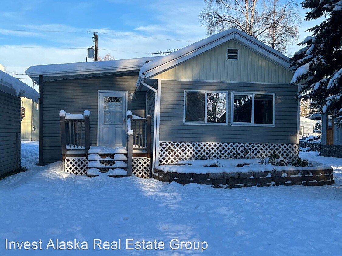 Primary Photo - 3 br, 1.5 bath House - 237 E 7th Ave