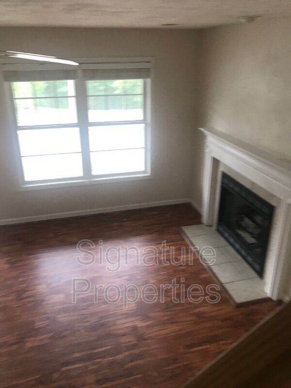 Building Photo - 1410 Ashford Ct