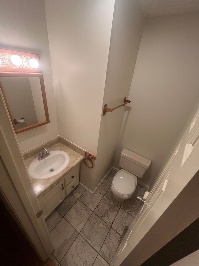 Building Photo - 5 Werner Ct