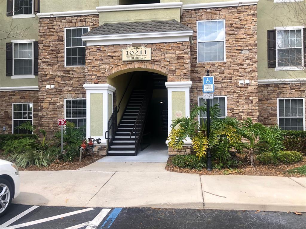 10211 Courtney Palms Blvd Unit 303, Tampa, FL 33619 Condo for Rent in