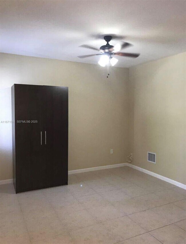 Foto del edificio - 14131 SW 276th St