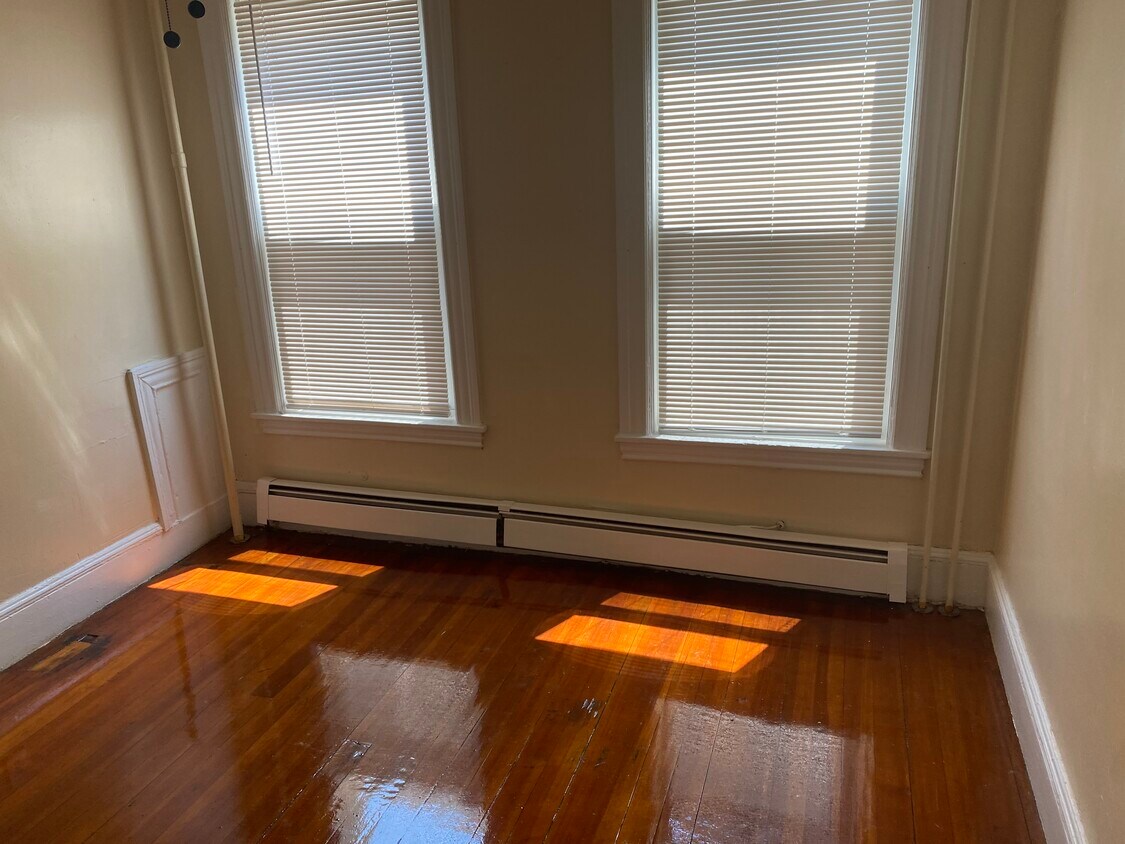 Foto del edificio - 38 Estes St