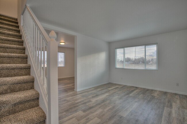 Foto del edificio - 624 26th St SW