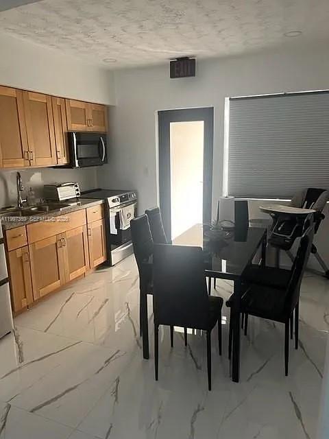 Foto del edificio - 11221 NE 9th Ave