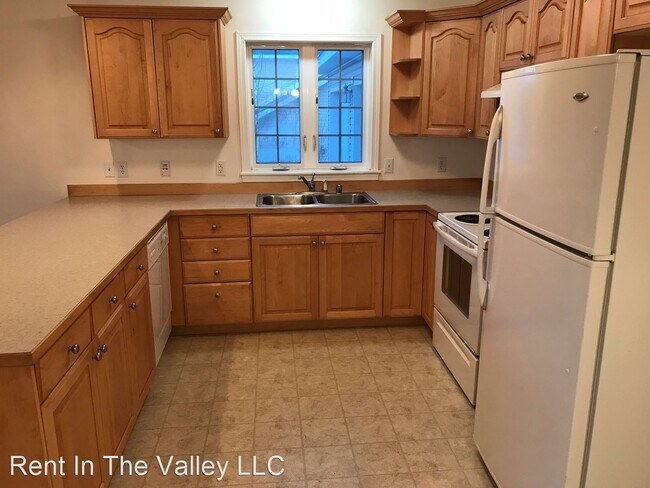 Building Photo - 6512 S Wassim Cir