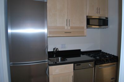 Primary Photo - 345 5th Ave
