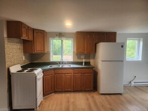 Building Photo - 251 Samsonville Rd