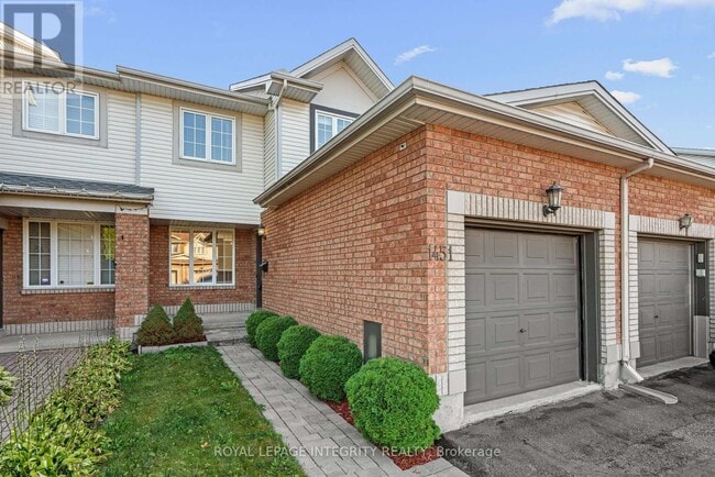 Building Photo - 1451 Bonneville Crescent