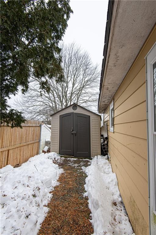 Building Photo - 25 Weeks St