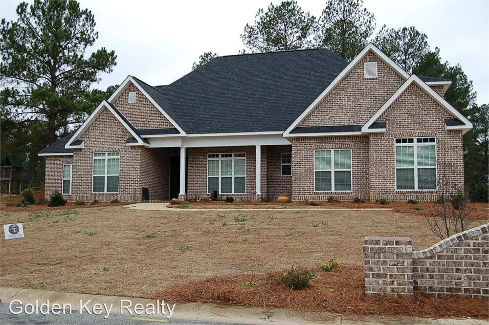 Primary Photo - 5 br, 4.5 bath House - 411 Stathams Way