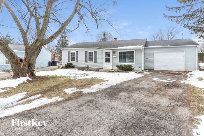 Primary Photo - 814 Spruce Dr