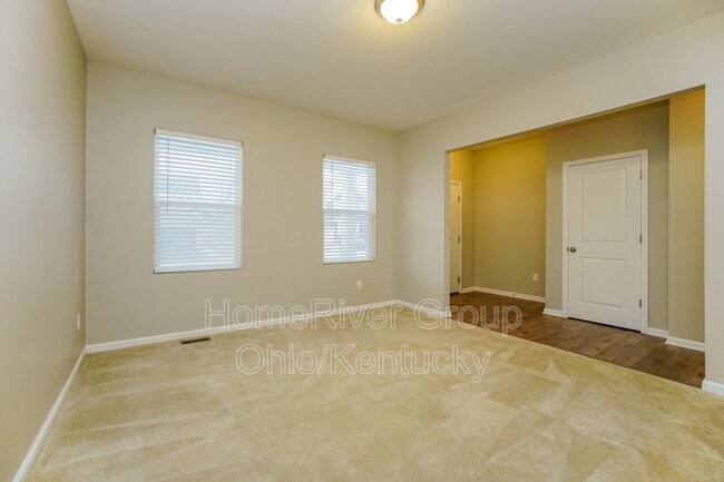 Building Photo - 7995 Narrow Leaf Dr