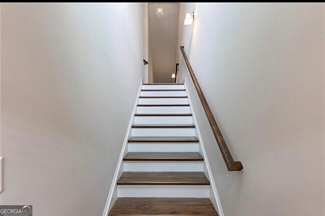 Foto del edificio - 3312 Sangster Way