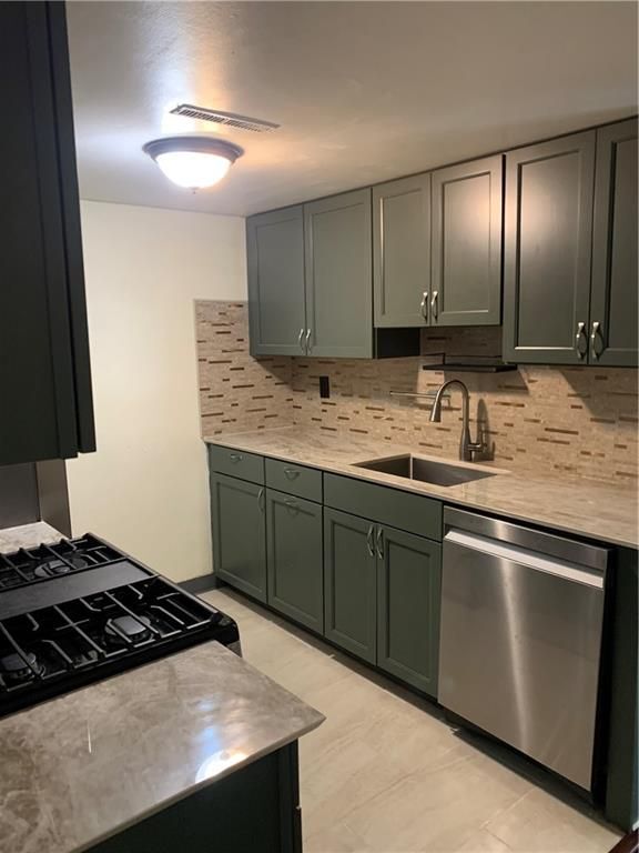 Foto del edificio - 1139 Hartford Ave