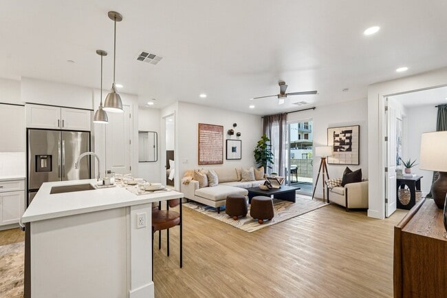 Foto del edificio - The Stately Avondale