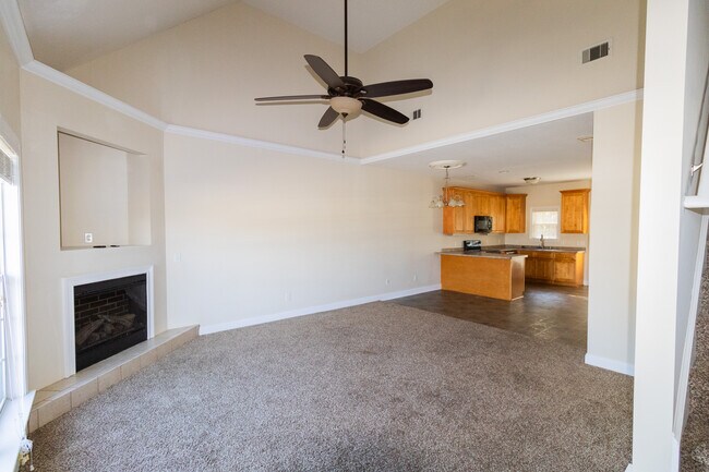 Building Photo - 8100 Burkhalter Rd