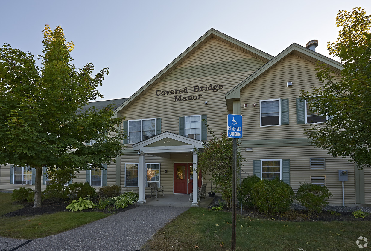 Foto del edificio - Covered Bridge Manor