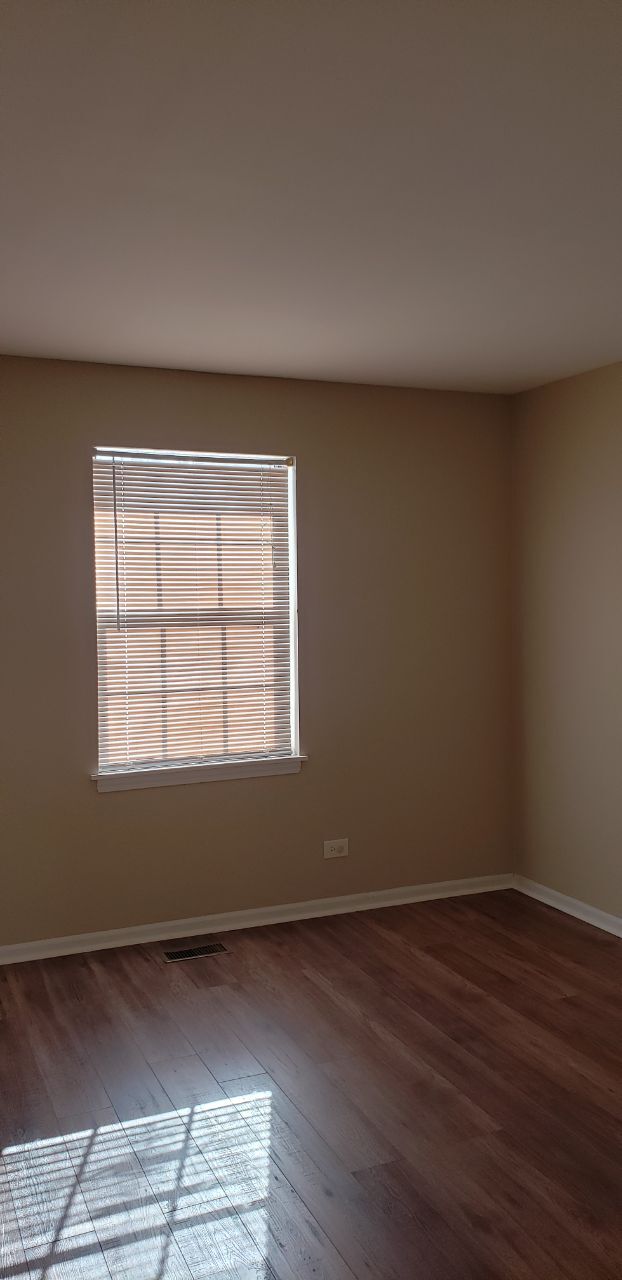 1229 Bradwell Ln Unit B, Mundelein, IL 60060 Apartments in Mundelein