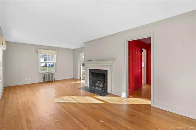 Foto del edificio - 87 Sylvan Rd