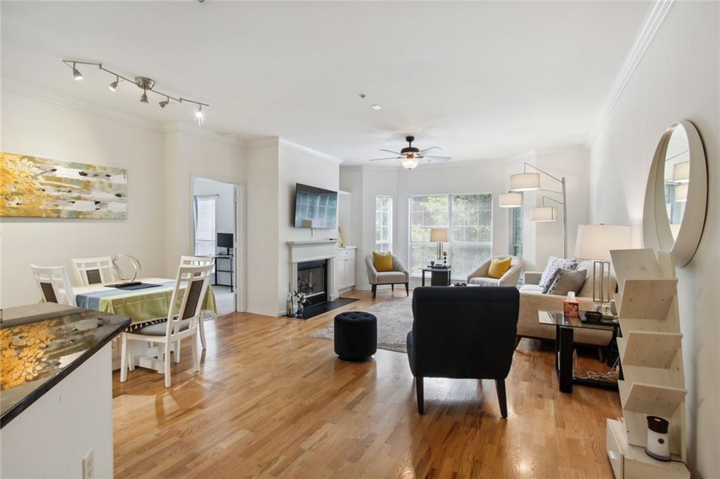 Foto principal - 5641 Roswell Rd