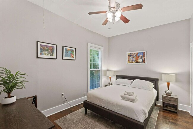 Foto del edificio - 2080 Court Ave