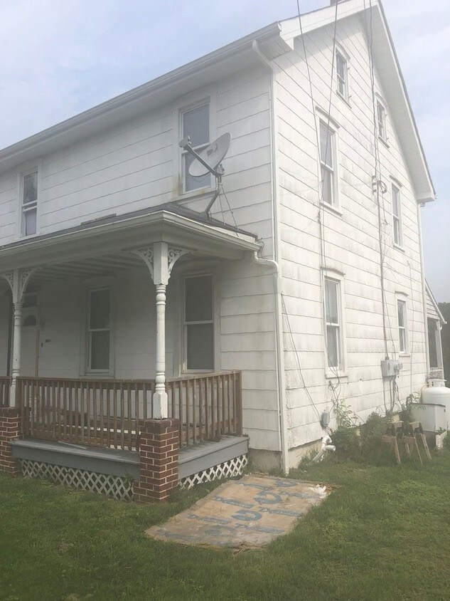 Foto principal - 3205 Lincoln Hwy