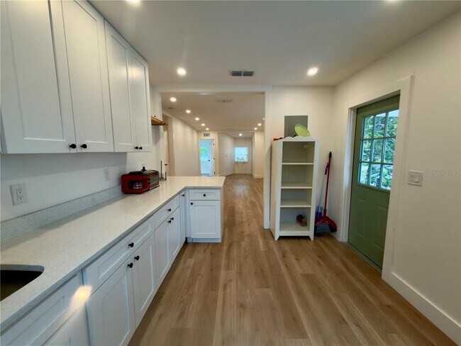 Foto del edificio - 2238 Quincy St S