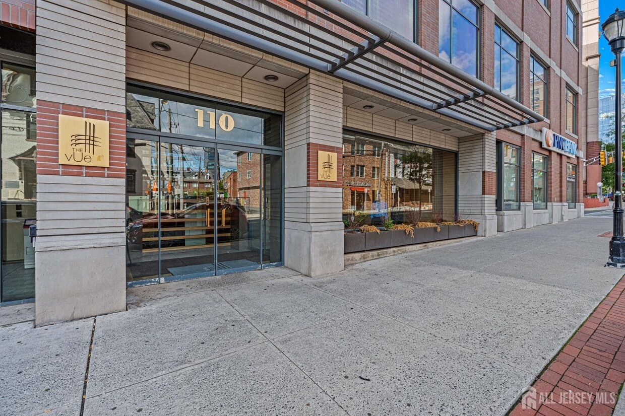 Foto principal - 110 Somerset St