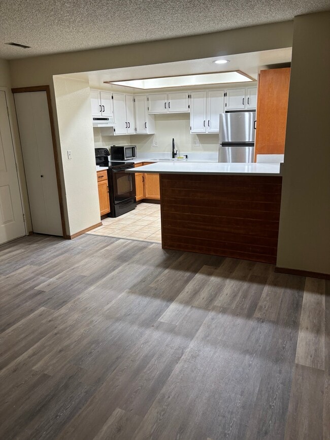 Building Photo - 1206 Firefly Cir