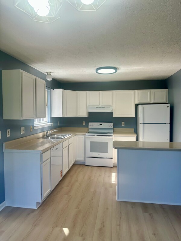 Foto del edificio - 314 Sutton Ct