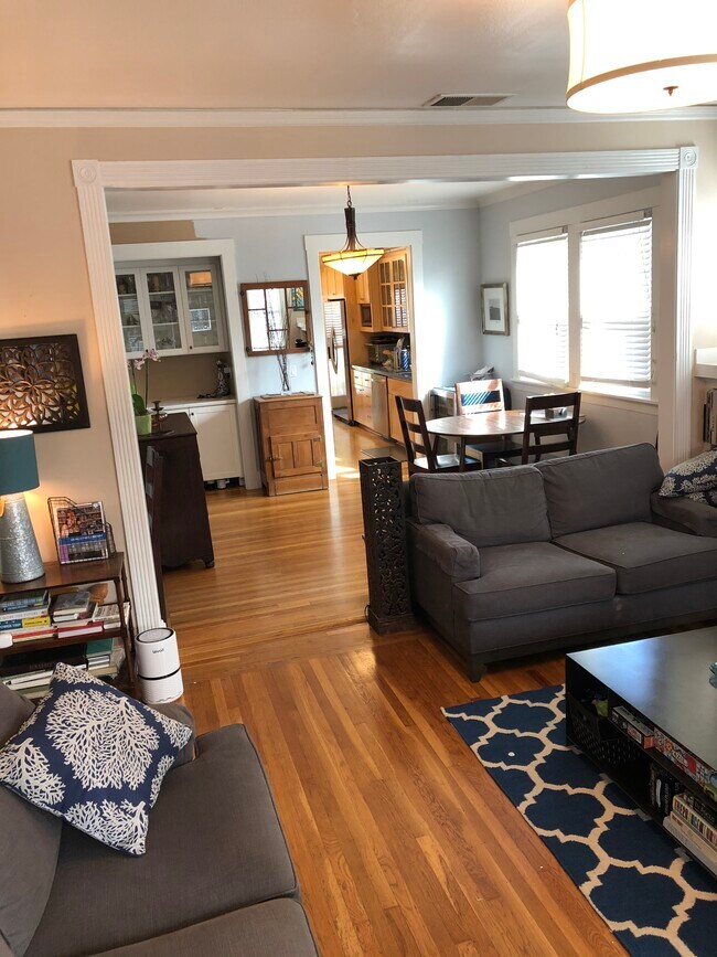 Foto del edificio - 1264 Mills St