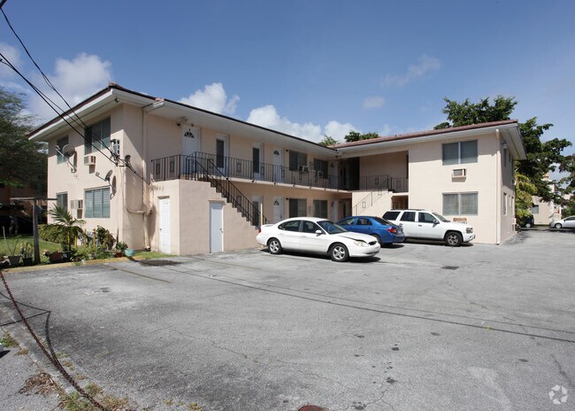 Building Photo - 234 Santillane Ave
