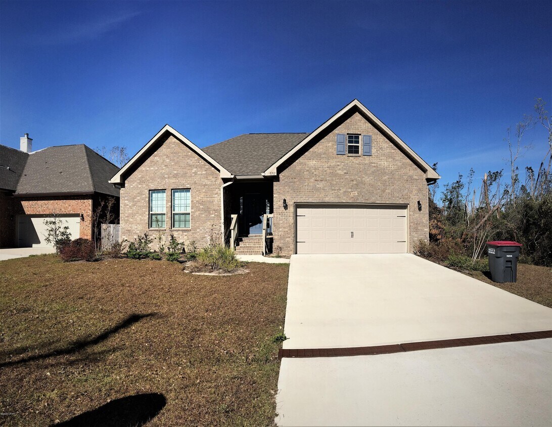 Foto principal - 5711 Merritt Brown Rd