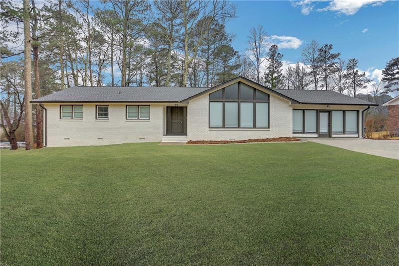 Primary Photo - 3105 Periwinkle Dr