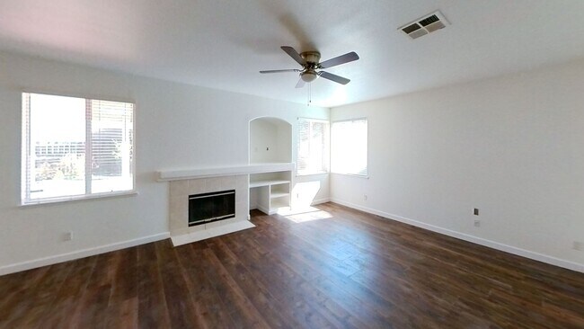 Foto del edificio - 2024 Natchez Way