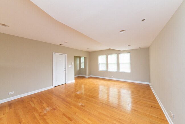 Foto del edificio - 1507 W Albion Ave