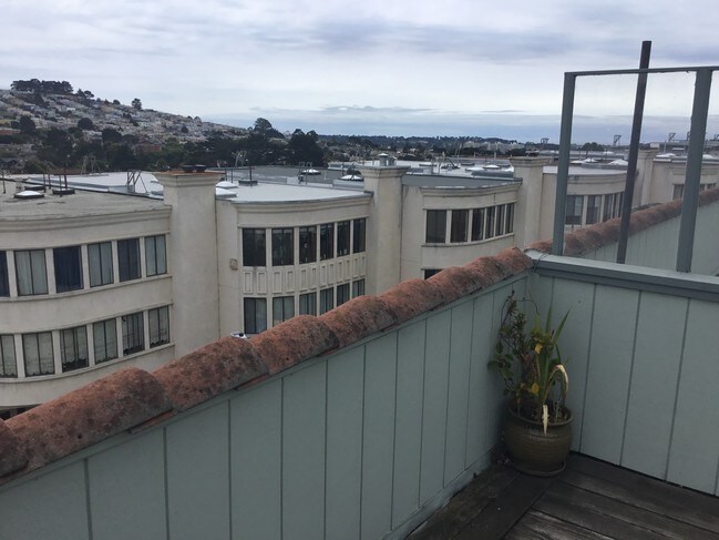 Building Photo - 43 Dorado Terrace