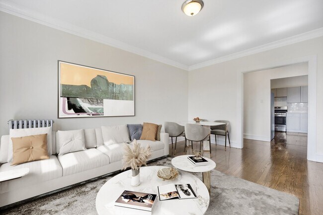 Foto del edificio - 4454 W Parker Ave