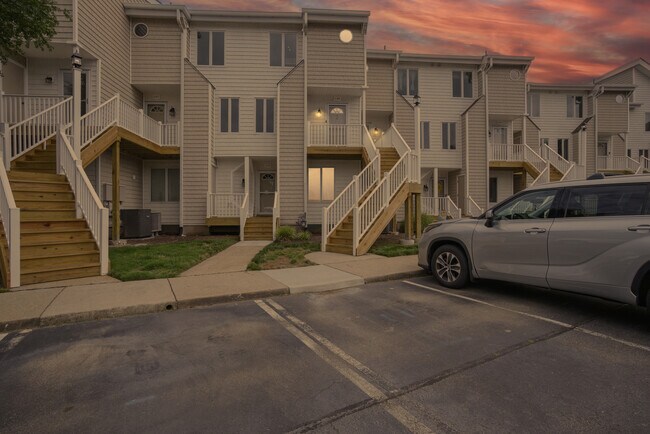 Foto del edificio - 100 Pinewood Rd