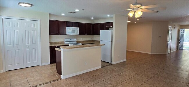 Foto del edificio - 13479 Applerose Ln