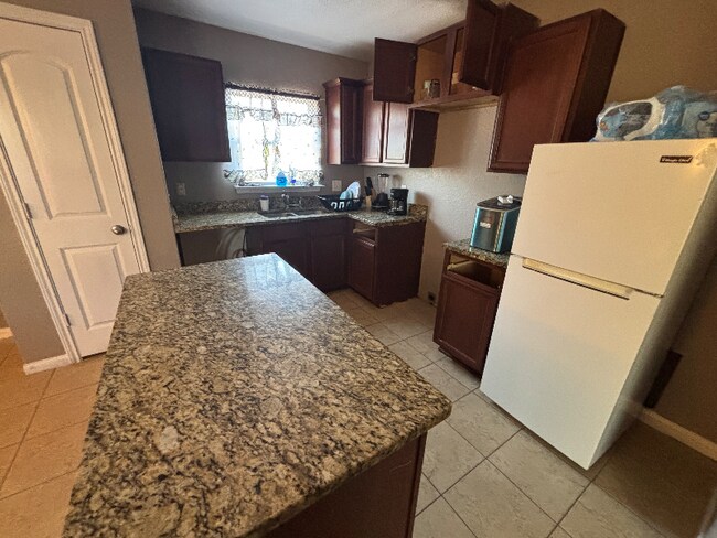 Foto del edificio - 4606 Le Villas