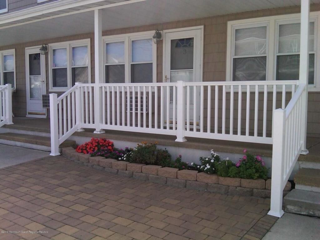 Primary Photo - 1415 Boulevard