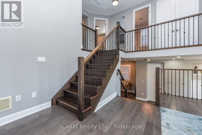 Photo du bâtiment - 3251 Charles Fay Pass