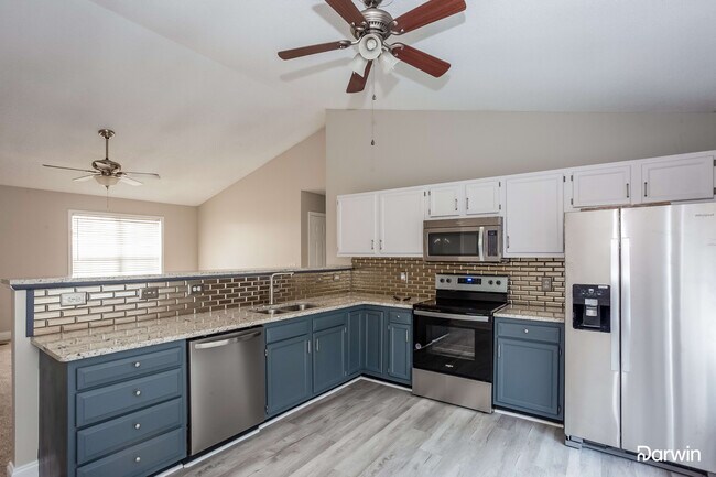 Building Photo - 4642 Hendrix Ct