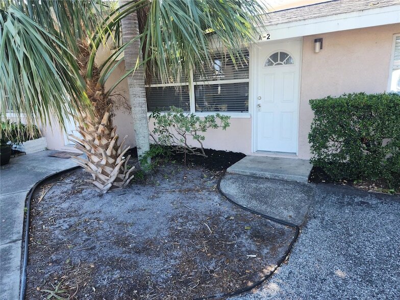 Foto principal - 1630 Redwood St