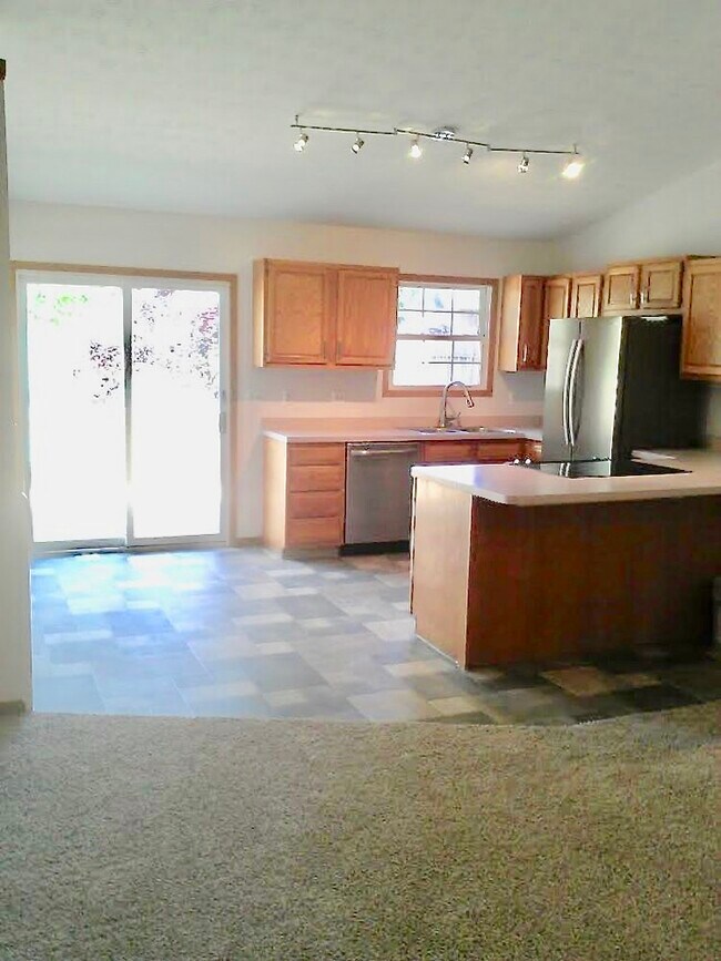 778 A Calderwood Court, Lebanon, OH 45036 Townhome Rentals in Lebanon