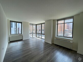Building Photo - 176 Johnson St