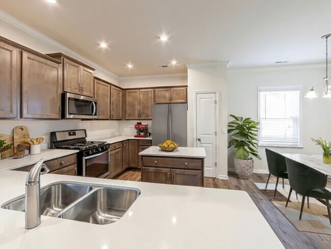 Foto del edificio - 11513 Glasden Rd