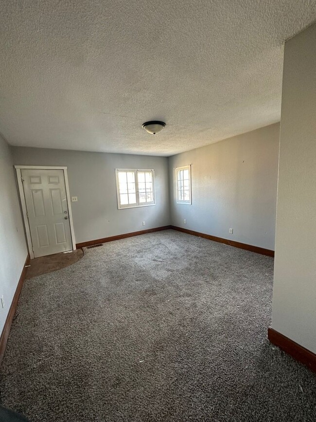 Building Photo - 1BD/1BA HOME!