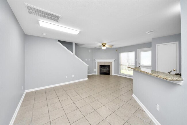 Foto del edificio - 10405 Shadow Oaks Dr